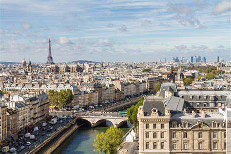 BeyondtheMonuments:ExploringParisianCultureandLifestyle