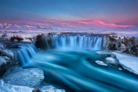 BreathtakingLandscapesofIceland:APhotographer'sParadise